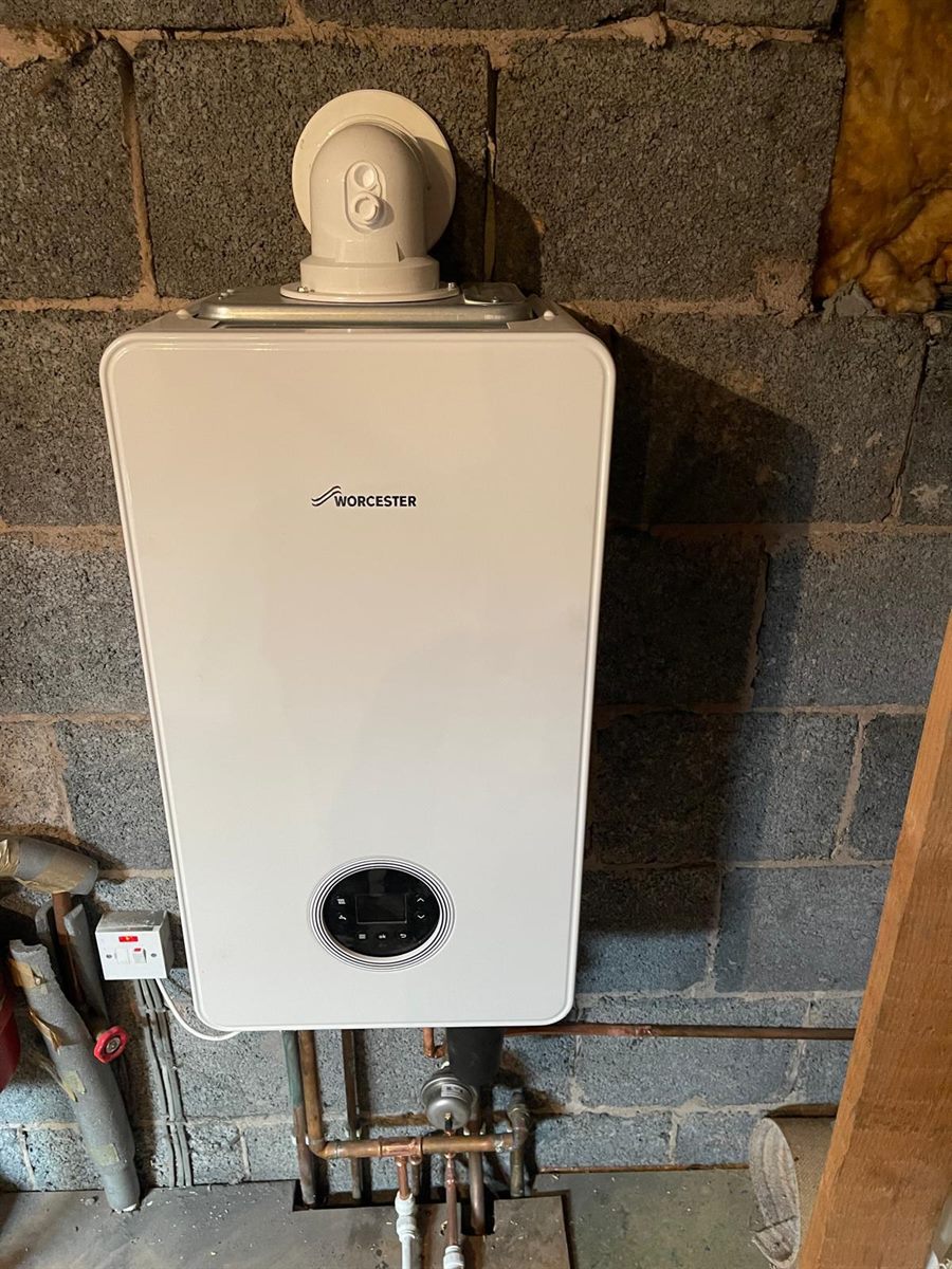 Worcester Greenstar boiler installed in a utility space